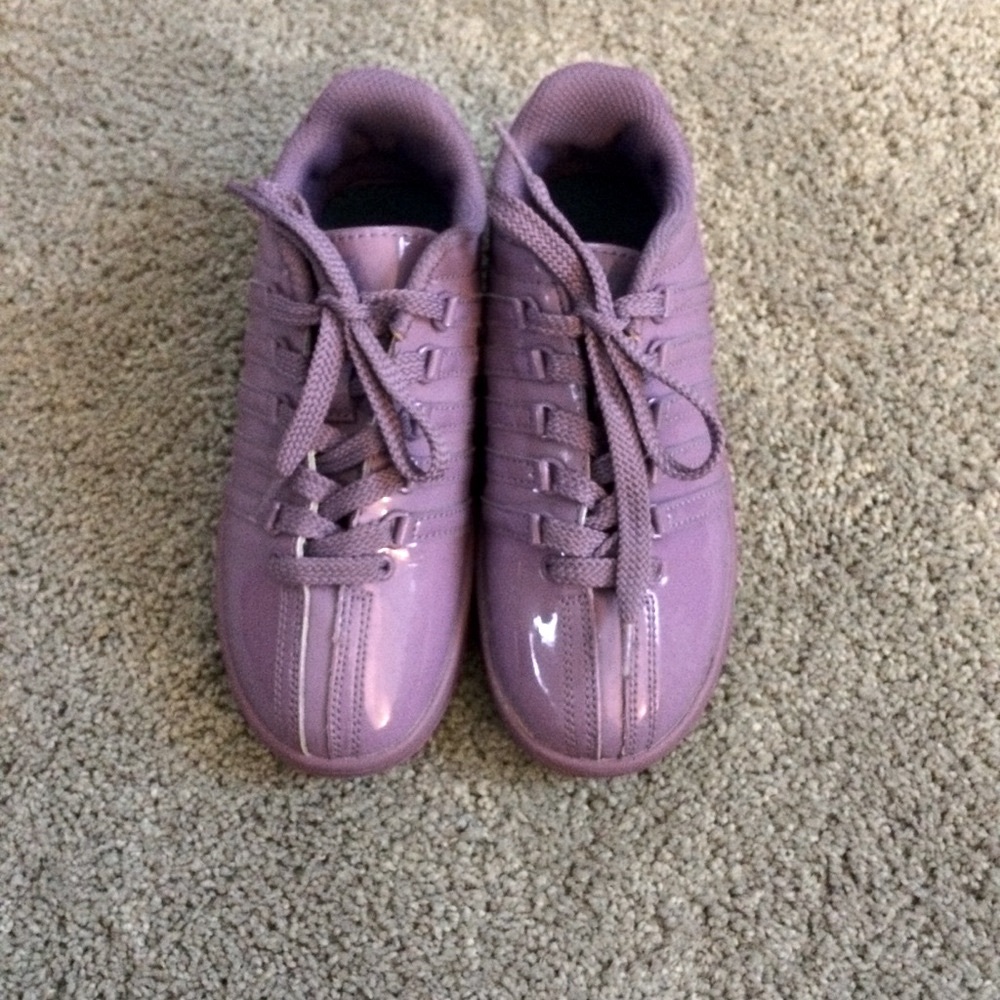 K-SWISS GIRLS SHOES, SIZE 2